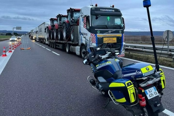 8 часов без движения: белорусский водитель на себе прочувствовал протесты во Франции 8 часов без движения: белорусский водитель на себе прочувствовал протесты во Франции