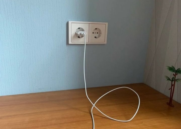 В России школьник погиб из-за удара током от провода для зарядки iPhone