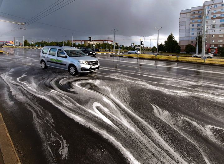 Горад праз «ружовы» аб’ектыў Вольгі Бураковай